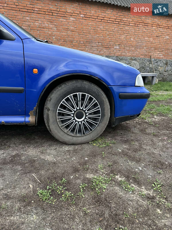 Универсал Skoda Octavia 2000 в Ахтырке