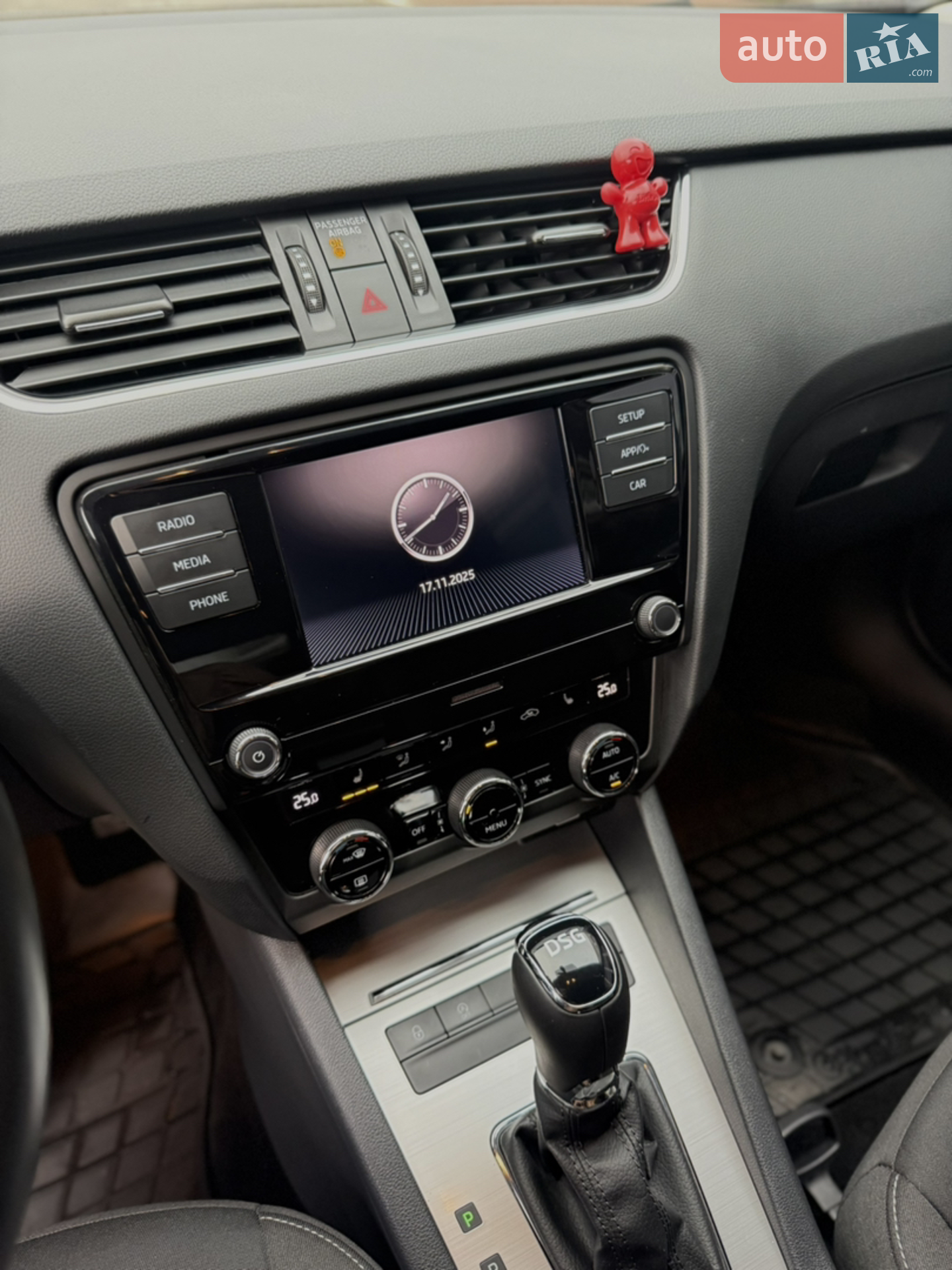 2019 Skoda Octavia - мініатюра 9