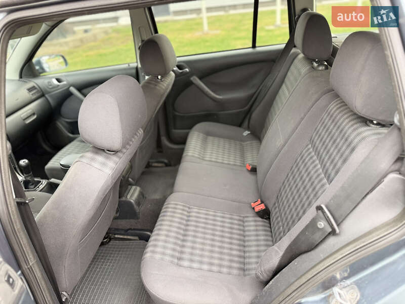 Универсал Skoda Octavia 2006 в Днепре