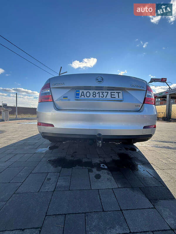Лифтбек Skoda Octavia 2013 в Хусте