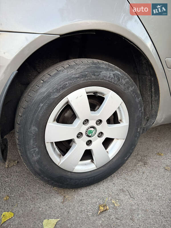 Лифтбек Skoda Octavia 2012 в Киеве фото 19 Лифтбек Skoda Octavia 2012 в Киеве