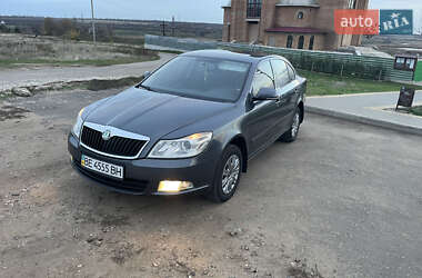 Лифтбек Skoda Octavia 2010 в Николаеве