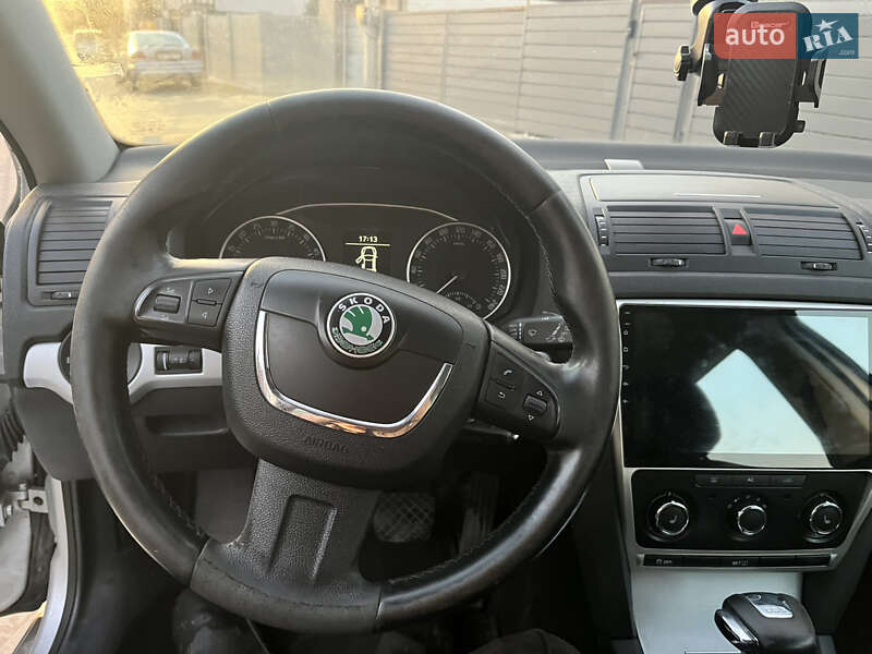 Универсал Skoda Octavia 2011 в Львове