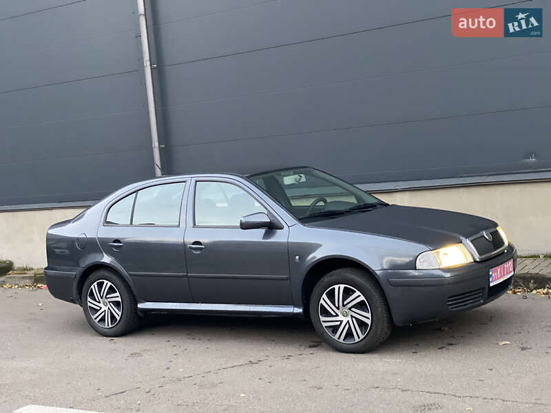 Лифтбек Skoda Octavia 2009 в Киеве