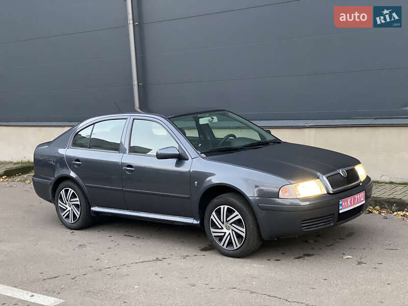 Лифтбек Skoda Octavia 2009 в Киеве