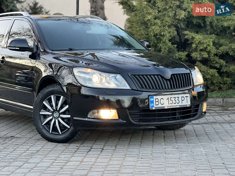 Универсал Skoda Octavia 2010 в Жовкве