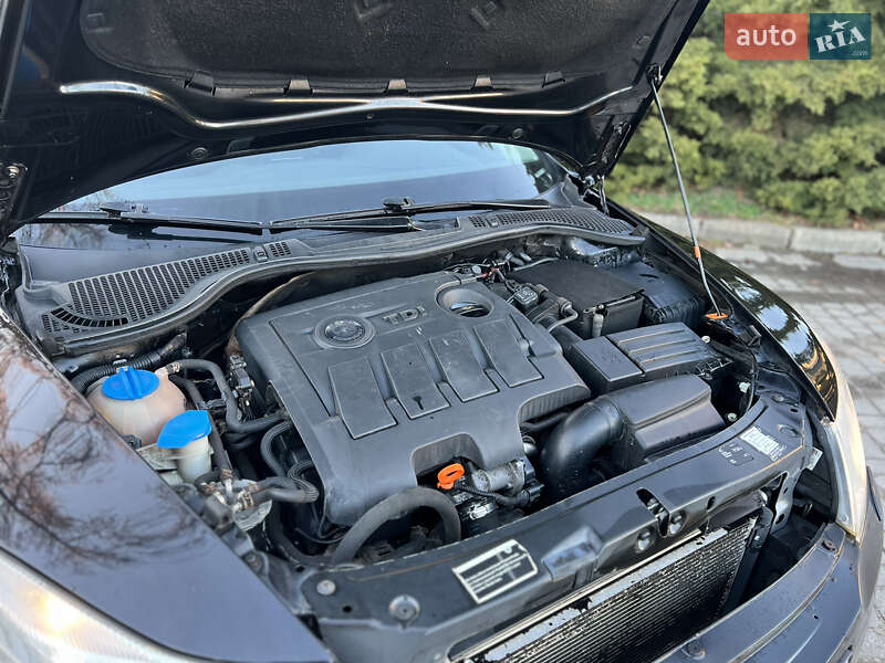 Универсал Skoda Octavia 2010 в Жовкве