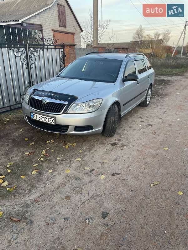 Универсал Skoda Octavia 2013 в Новых Санжарах фото 2 Универсал Skoda Octavia 2013 в Новых Санжарах