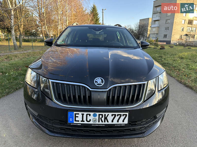 Универсал Skoda Octavia 2017 в Стрые