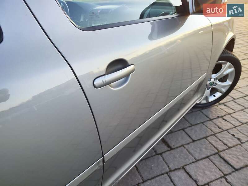 Универсал Skoda Octavia 2012 в Львове