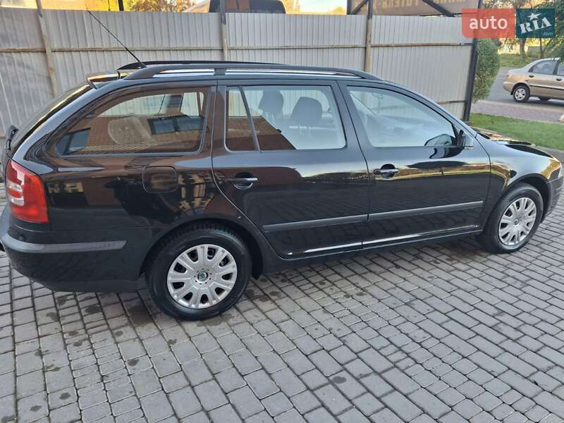 Универсал Skoda Octavia 2008 в Черновцах