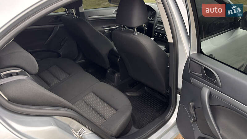 Лифтбек Skoda Octavia 2011 в Калиновке фото 23 Лифтбек Skoda Octavia 2011 в Калиновке