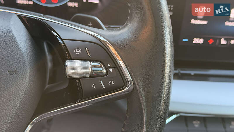 Универсал Skoda Octavia 2021 в Умани