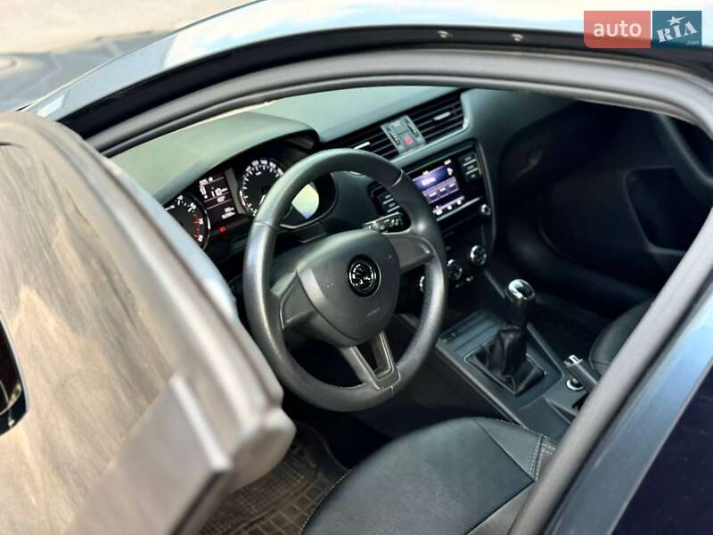 Лифтбек Skoda Octavia 2017 в Кривом Роге