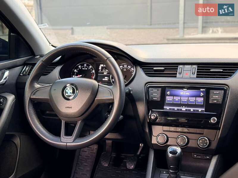 Лифтбек Skoda Octavia 2017 в Кривом Роге