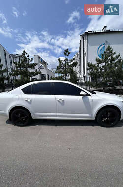Лифтбек Skoda Octavia 2013 в Киеве