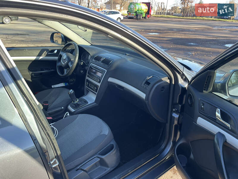 Универсал Skoda Octavia 2011 в Коростене фото 11 Универсал Skoda Octavia 2011 в Коростене