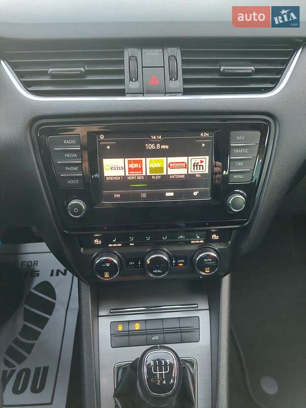 Универсал Skoda Octavia 2016 в Нововолынске