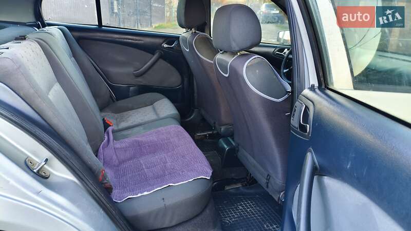 Лифтбек Skoda Octavia 2006 в Изяславе