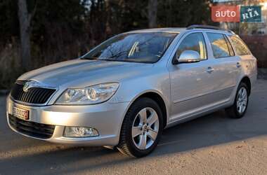 Універсал Skoda Octavia 2010 в Луцьку