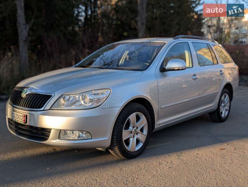Универсал Skoda Octavia 2010 в Луцке