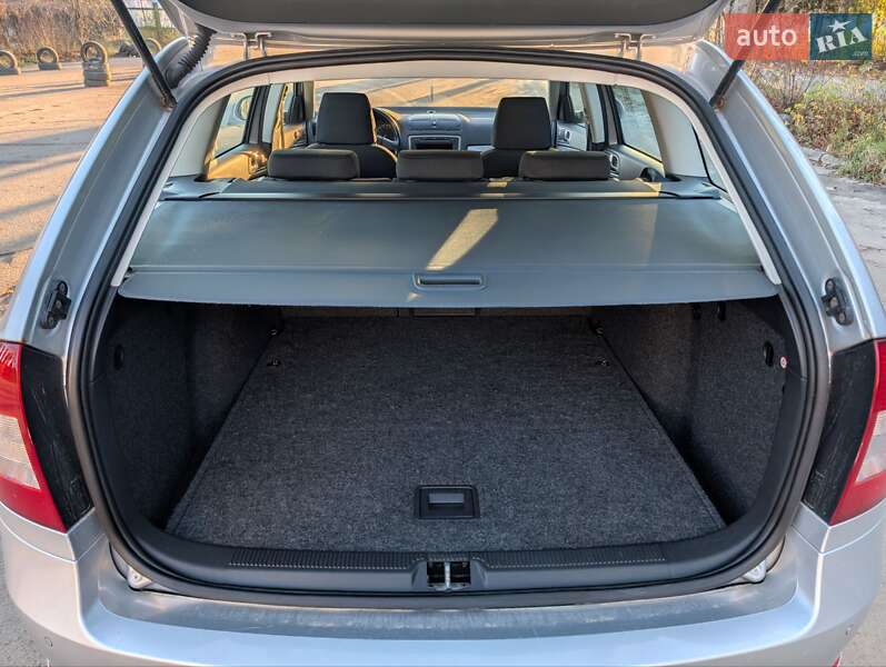 Универсал Skoda Octavia 2010 в Луцке