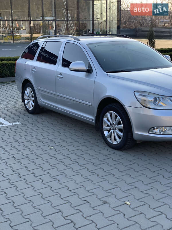 Універсал Skoda Octavia 2010 в Вінниці