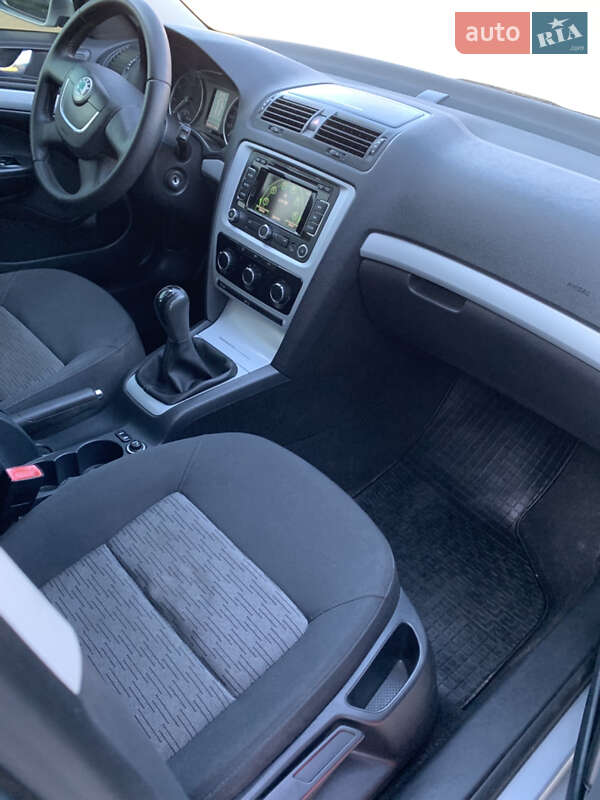 Універсал Skoda Octavia 2010 в Вінниці