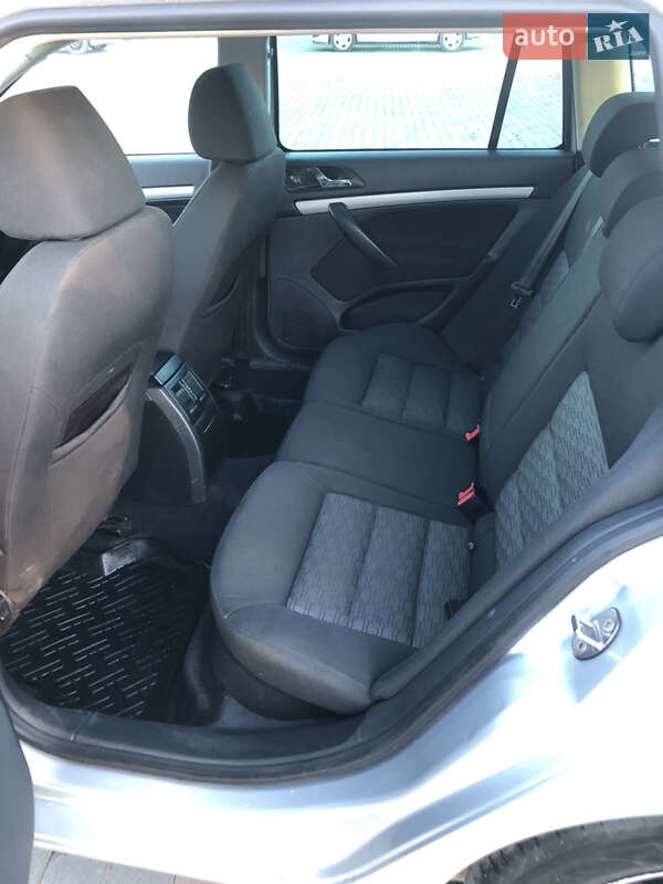 Универсал Skoda Octavia 2012 в Бродах