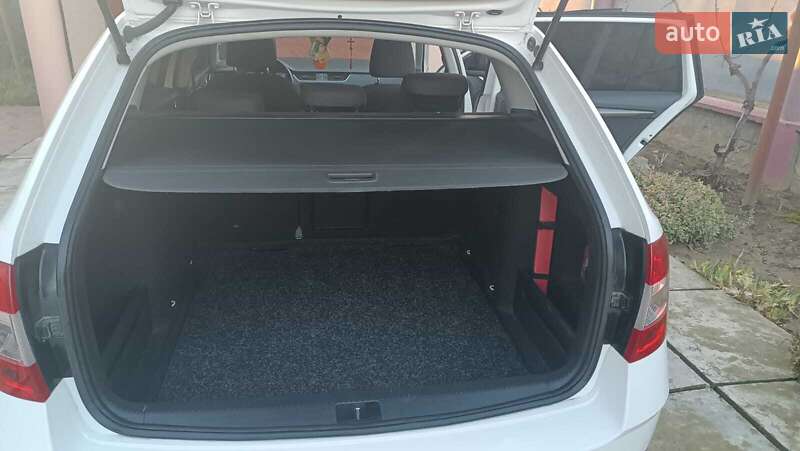 Универсал Skoda Octavia 2017 в Ужгороде фото 10 Универсал Skoda Octavia 2017 в Ужгороде