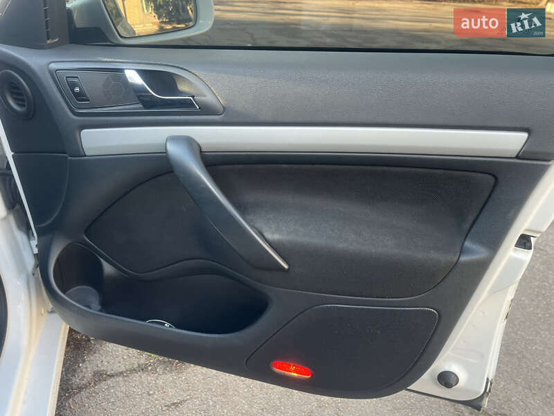 Лифтбек Skoda Octavia 2012 в Нежине фото 19 Лифтбек Skoda Octavia 2012 в Нежине