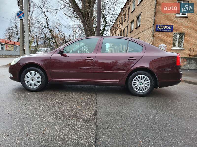Лифтбек Skoda Octavia 2012 в Кропивницком