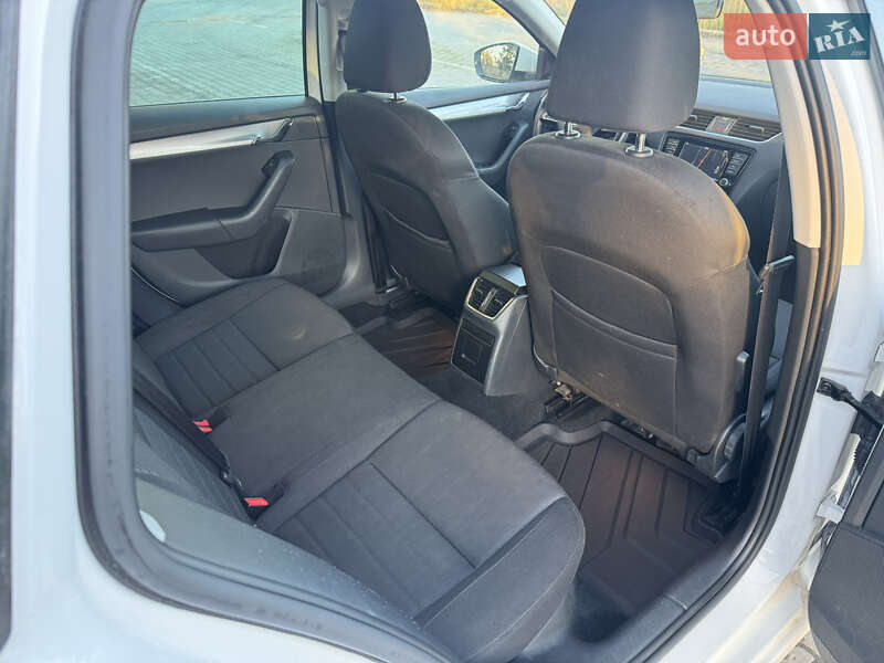 Универсал Skoda Octavia 2016 в Львове