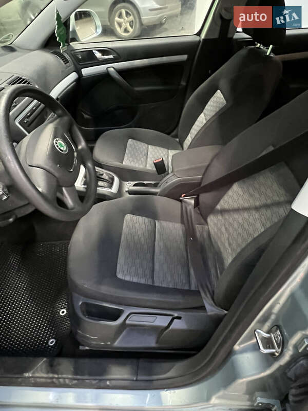 Универсал Skoda Octavia 2011 в Черновцах