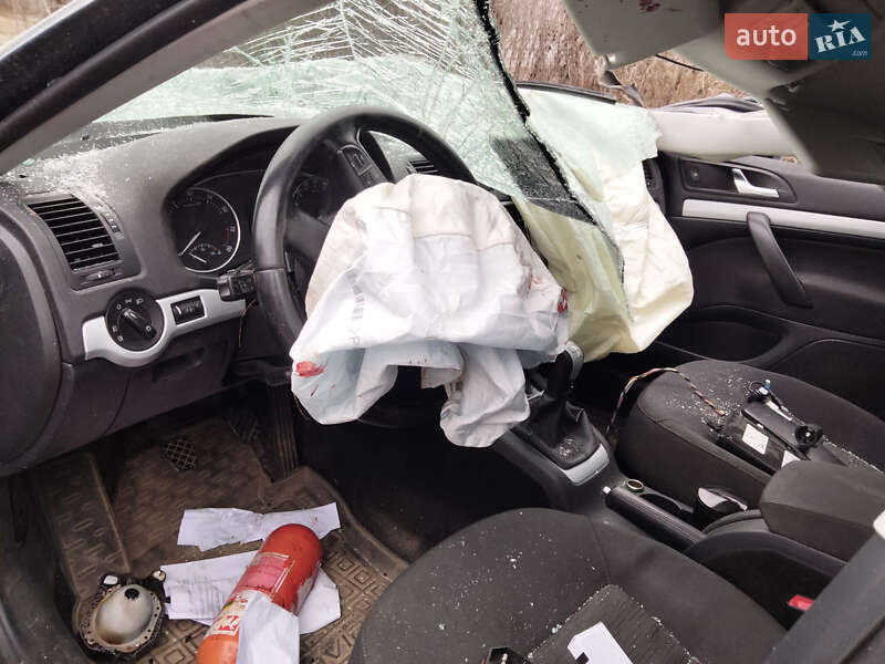 Универсал Skoda Octavia 2010 в Гребенках