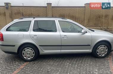 Універсал Skoda Octavia 2008 в Дніпрі