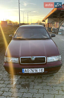 Ліфтбек Skoda Octavia 1998 в Ужгороді