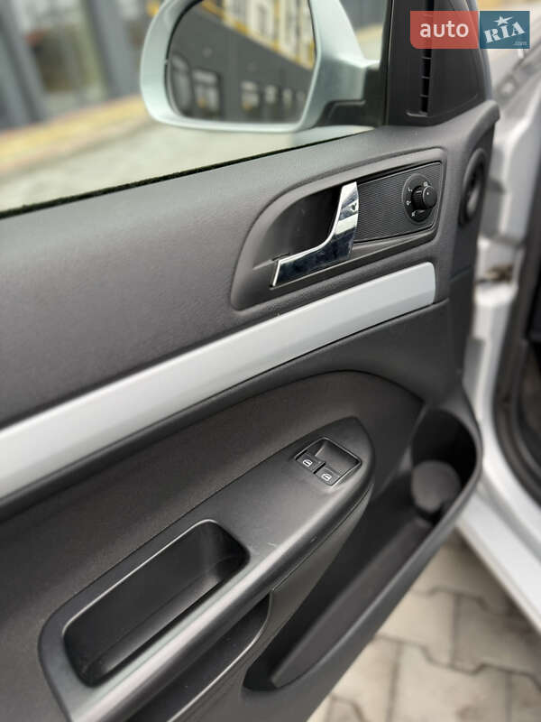 Универсал Skoda Octavia 2010 в Луцке