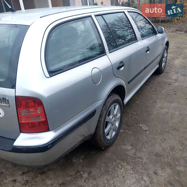 Универсал Skoda Octavia 1999 в Немирове