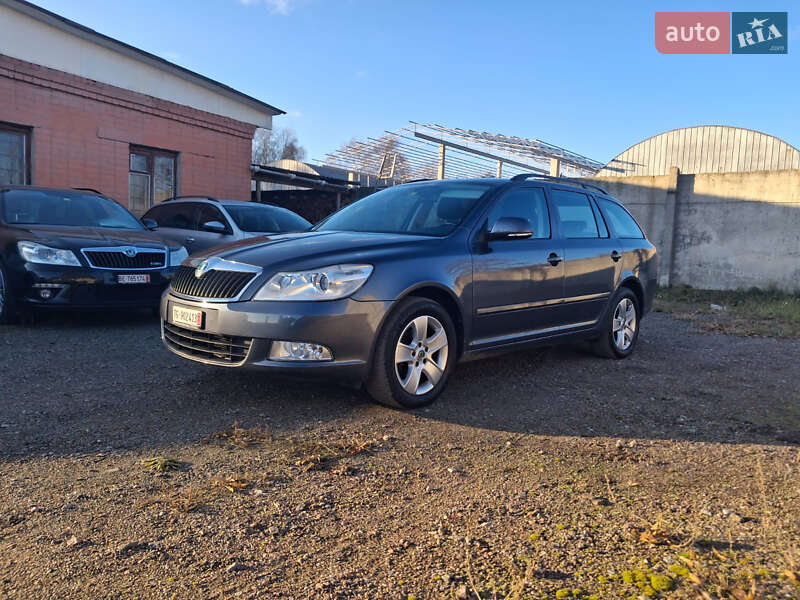 Универсал Skoda Octavia 2012 в Чернигове