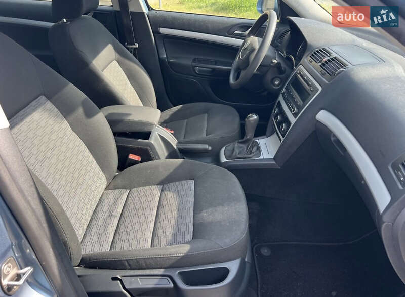 Лифтбек Skoda Octavia 2009 в Гайвороне фото 8 Лифтбек Skoda Octavia 2009 в Гайвороне