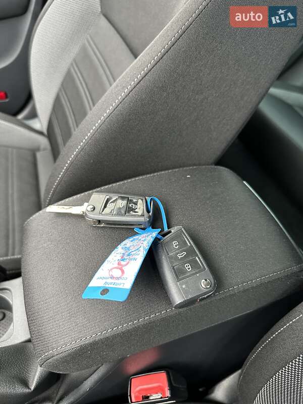 Универсал Skoda Octavia 2018 в Козове фото 30 Универсал Skoda Octavia 2018 в Козове