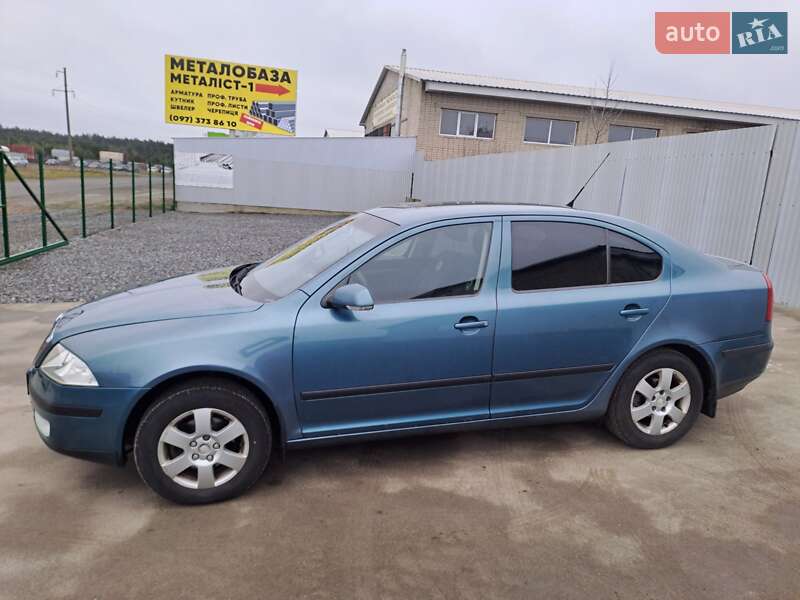 Лифтбек Skoda Octavia 2005 в Славуте