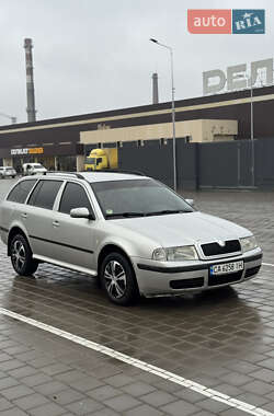 Універсал Skoda Octavia 2002 в Черкасах