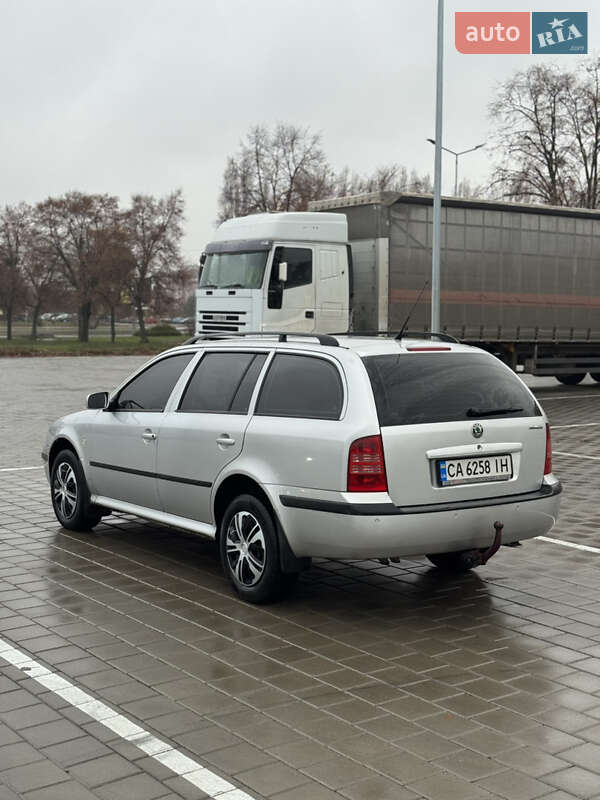Универсал Skoda Octavia 2002 в Черкассах
