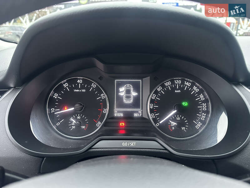 Лифтбек Skoda Octavia 2016 в Хмельницком