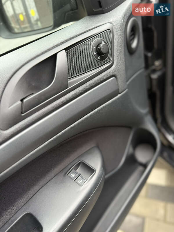 Универсал Skoda Octavia 2010 в Полтаве