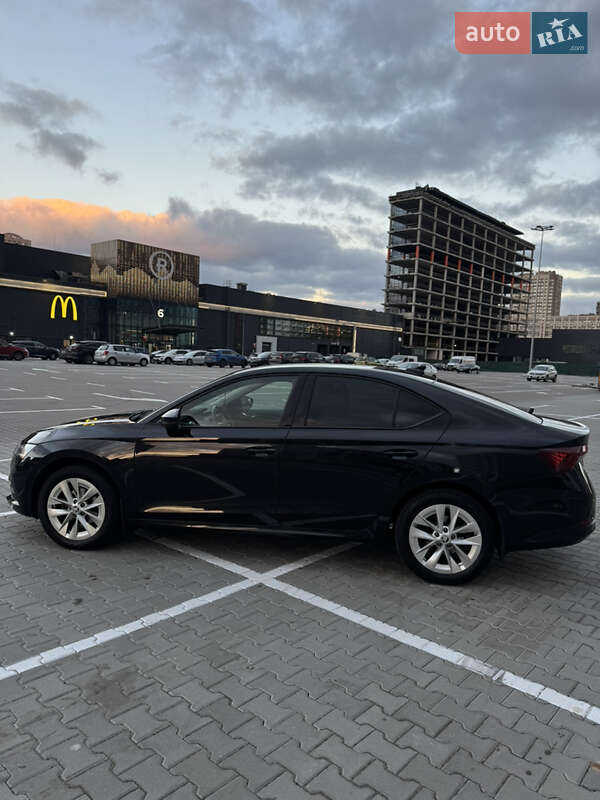 Лифтбек Skoda Octavia 2020 в Киеве