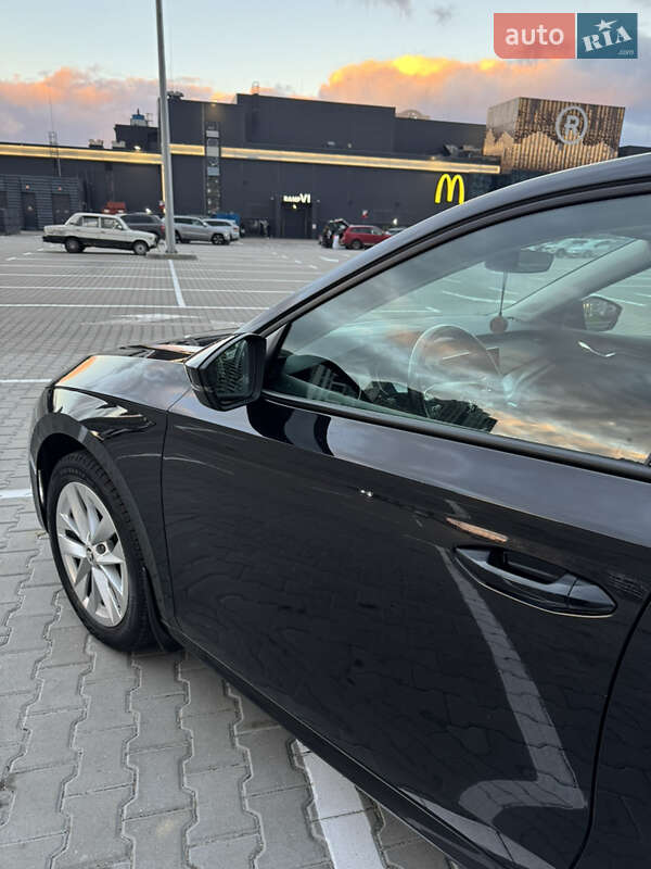 Лифтбек Skoda Octavia 2020 в Киеве