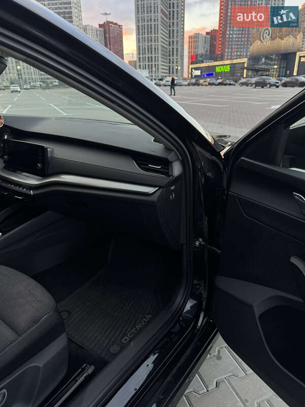 Лифтбек Skoda Octavia 2020 в Киеве